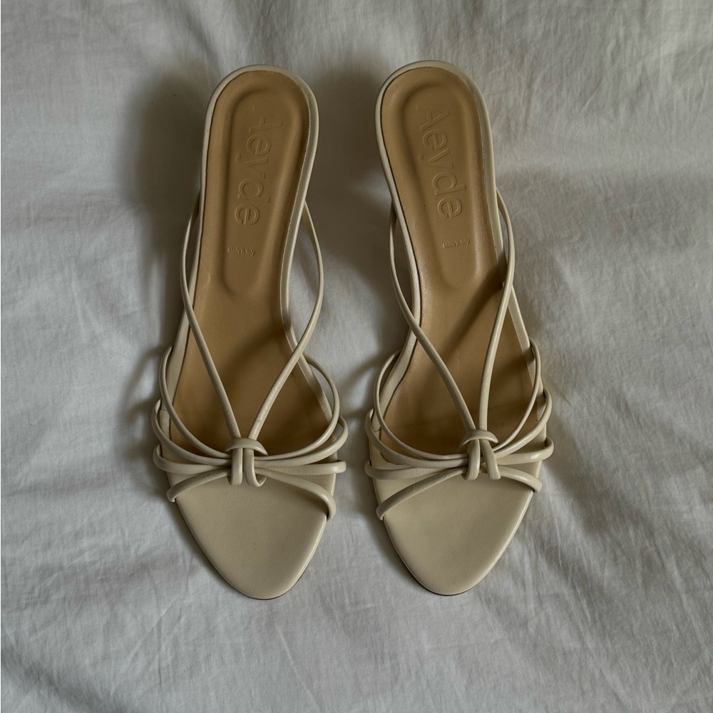 AEYDE NWT Olga Kitten Heel Sandals in Creamy Nappa size 40